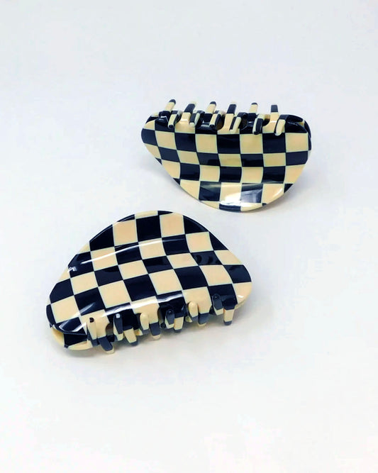 Chunks Checkered Claw Hair Clip